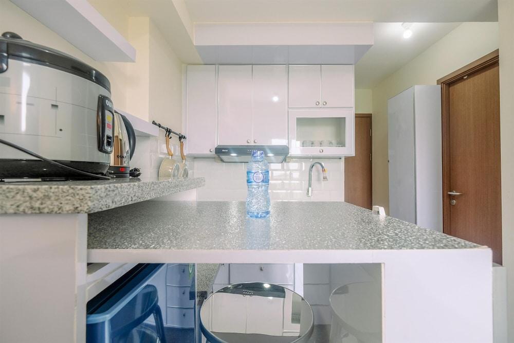 Fully Furnished with Cozy Design 2BR Podomoro Golf View Apartment