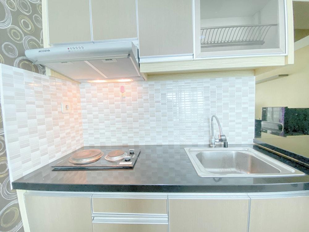 Well Designed Studio at Tamansari La Grande Apartment