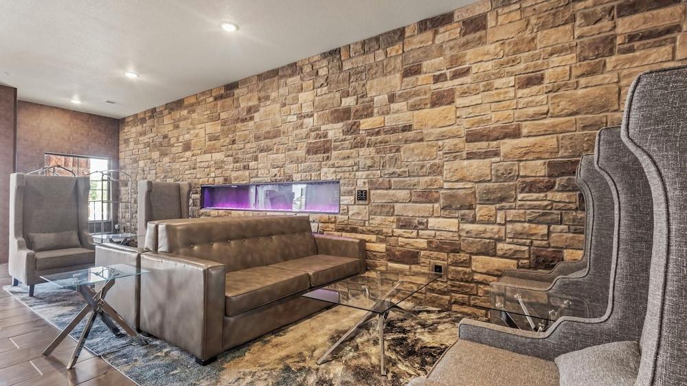 Cobblestone Hotel & Suites - Foley