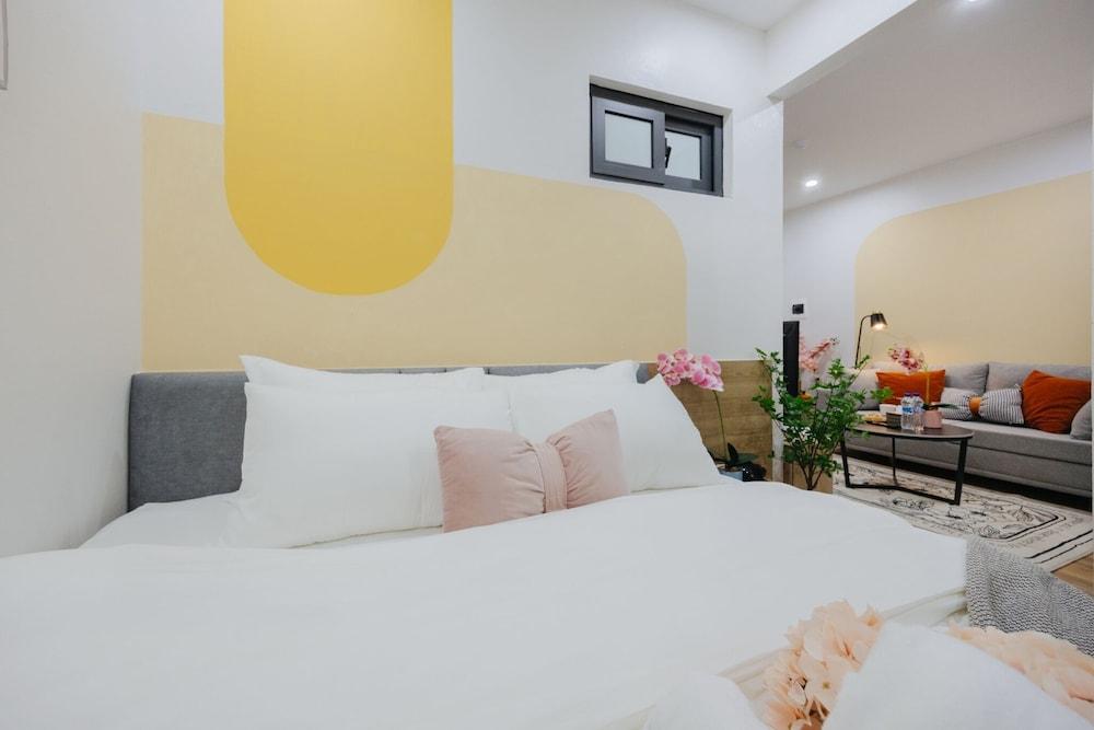 Crescendo Unique Studio