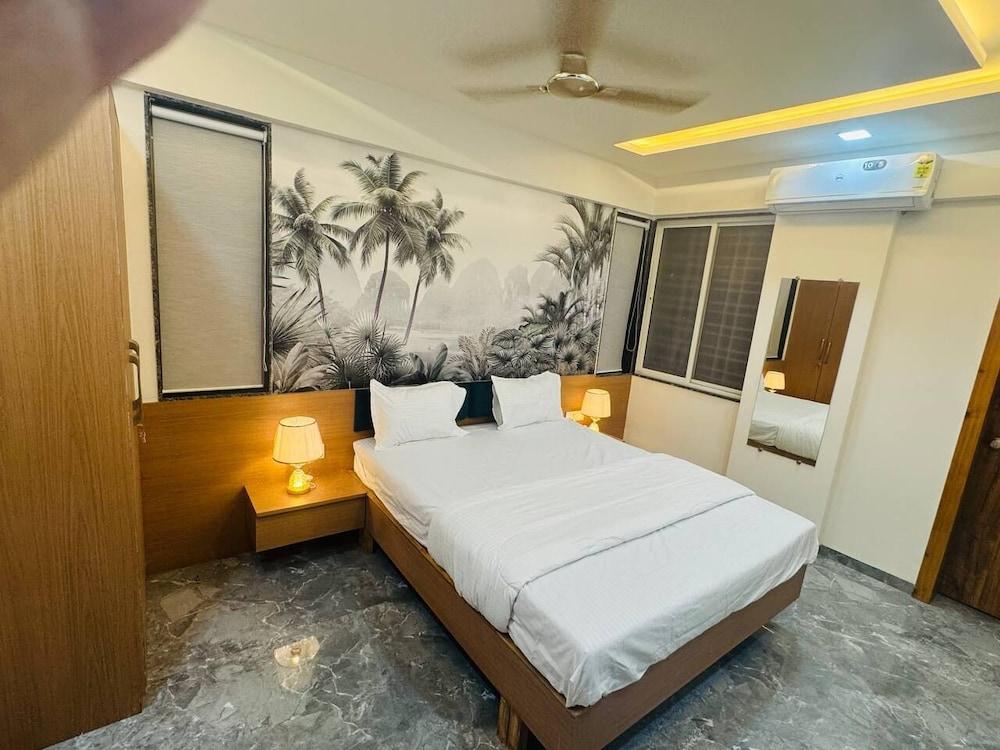 Mighter Crest Studio Apartment