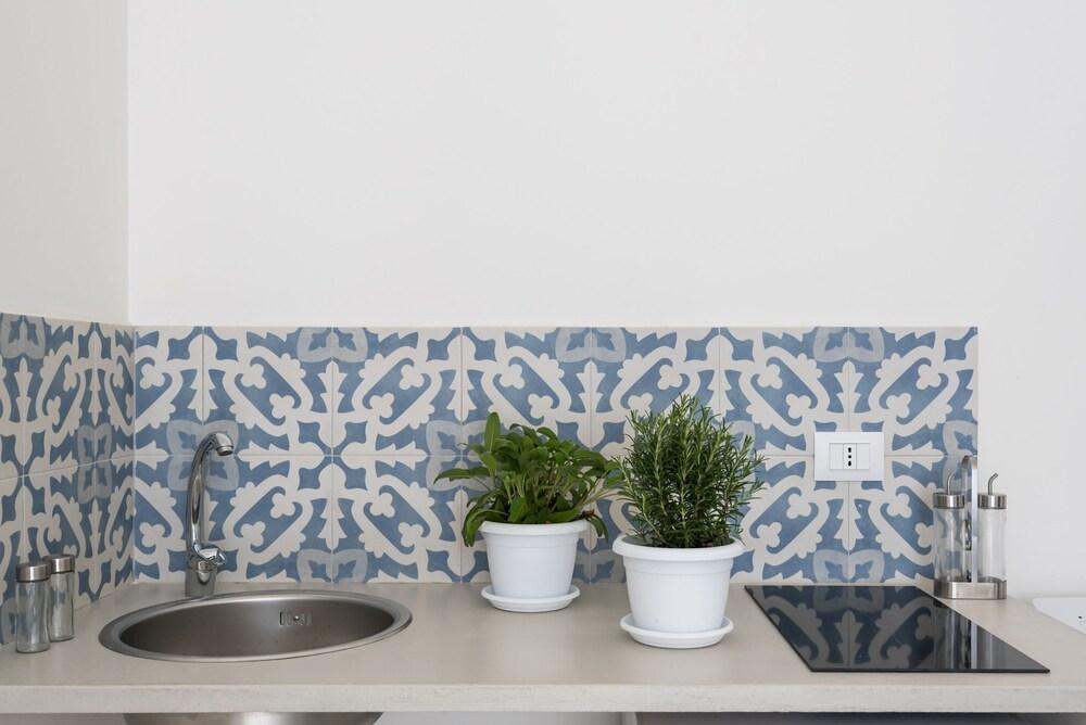 Crispi Bilo 1 con Balcone - Locazione