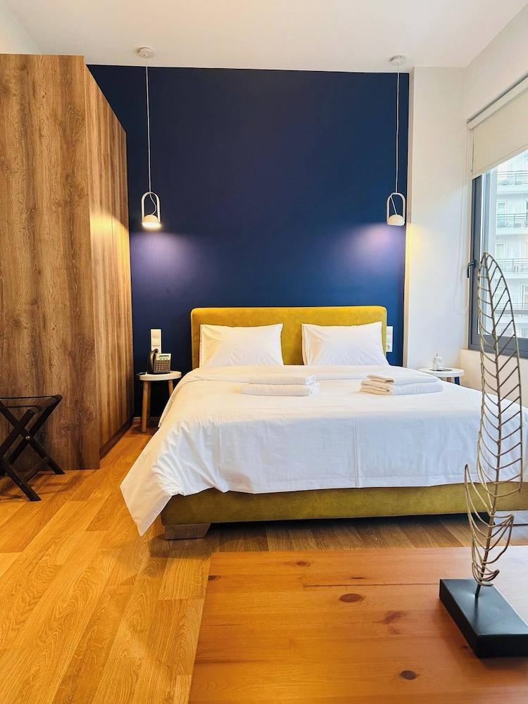 Athens Luxury Suite 38 m2