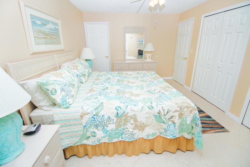 Smyrna Beach Club 818b