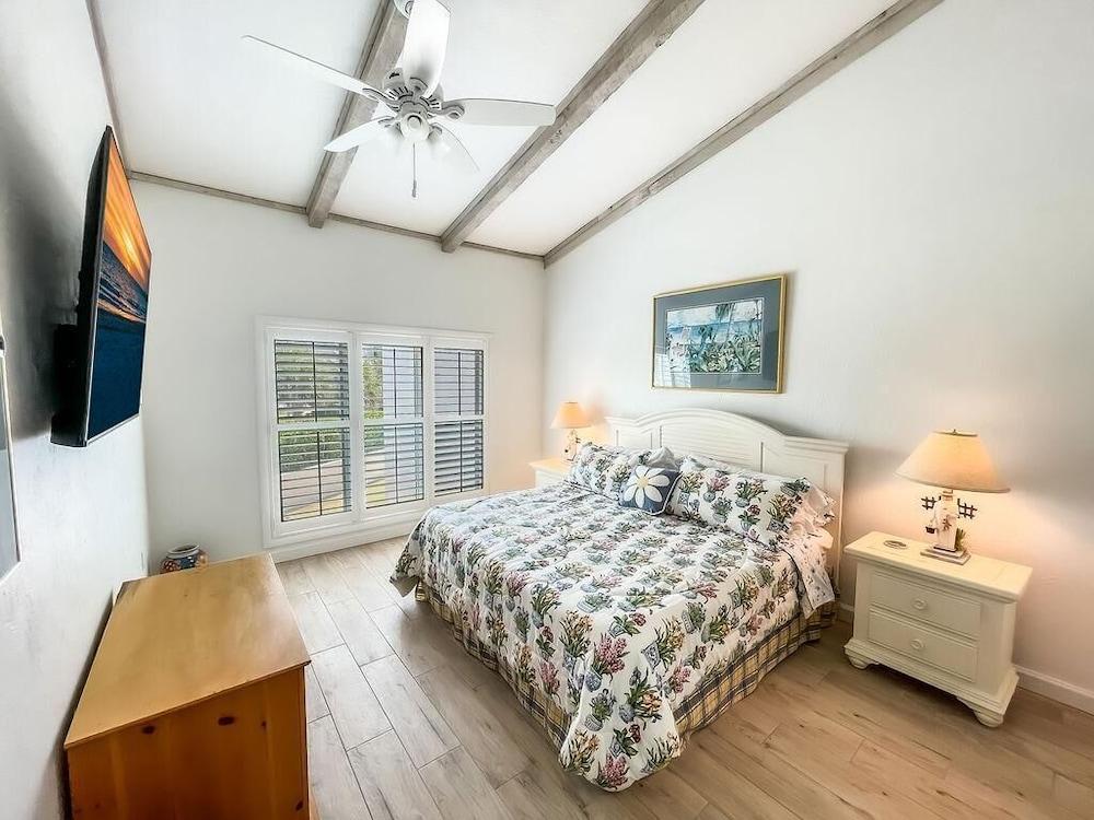 Sea Winds Condominiums I