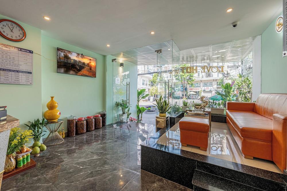 Cozrum - Love Hotel Trần Thị Nghỉ