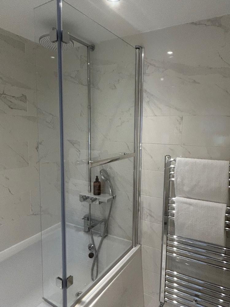 Cozy Chalet in Abergavenny