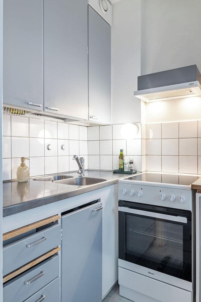 Nice Studio with Balcony in the Center