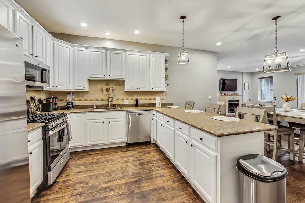 South Loop Three Bedroom Two Bath Home