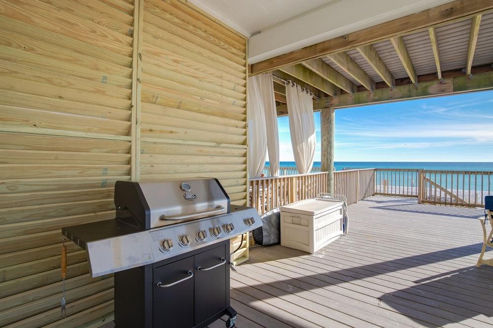 Destiny on the Sand by Avantstay Direct Beach Access Bbq on Large Ocean Facing Patio