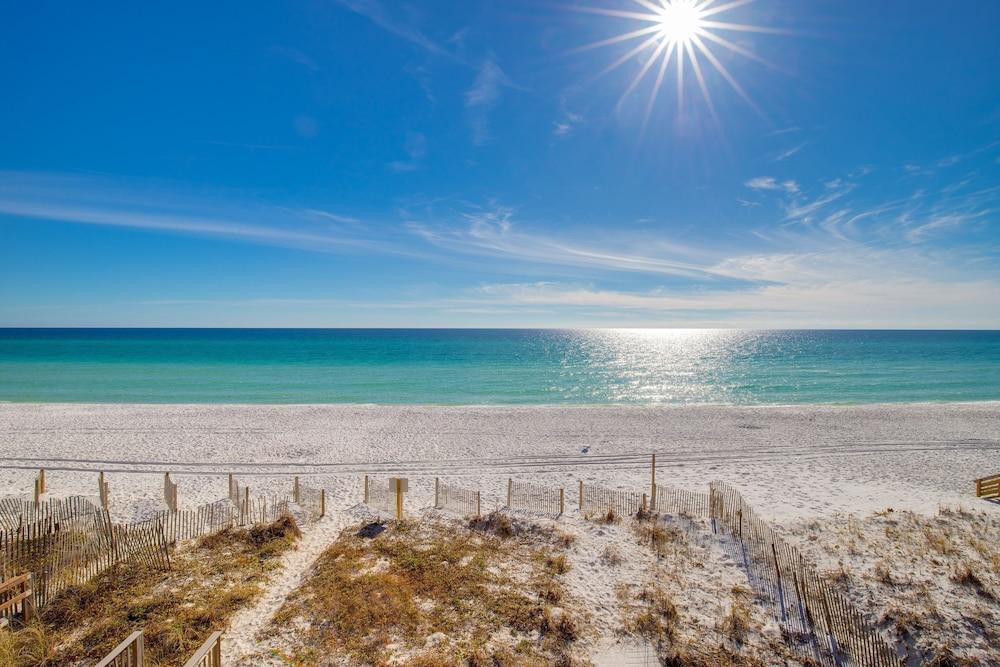 Destiny on the Sand by Avantstay Direct Beach Access Bbq on Large Ocean Facing Patio