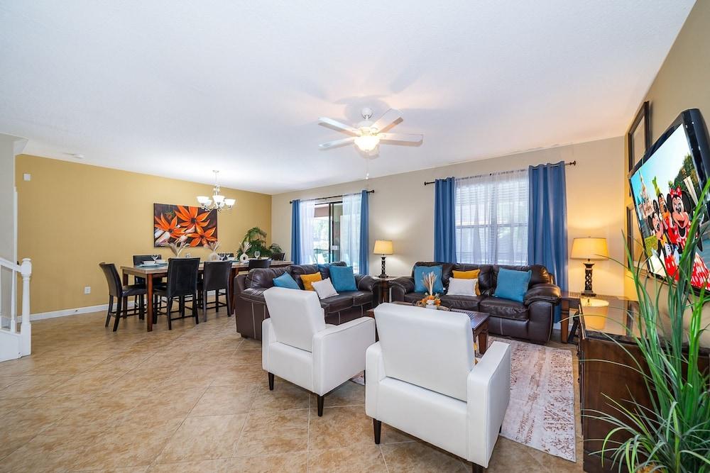 Orlandoasis by Avantstay 8bdr Pool Movie Theater Game Room Resort Access