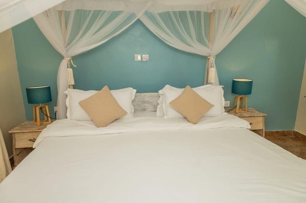 Bamburi Beach Villa LTD