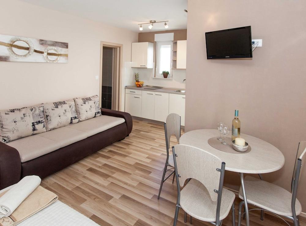 Beachfront Apartments for Relaxing Getaways in Crikvenica