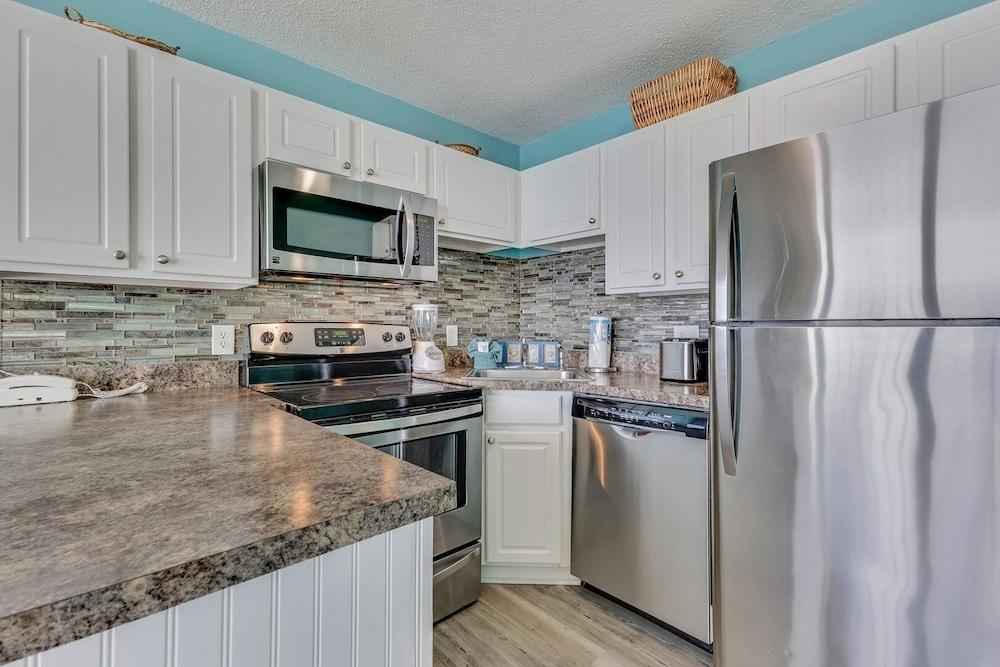 1005 USS Peterhoff 1 Bedroom Condo