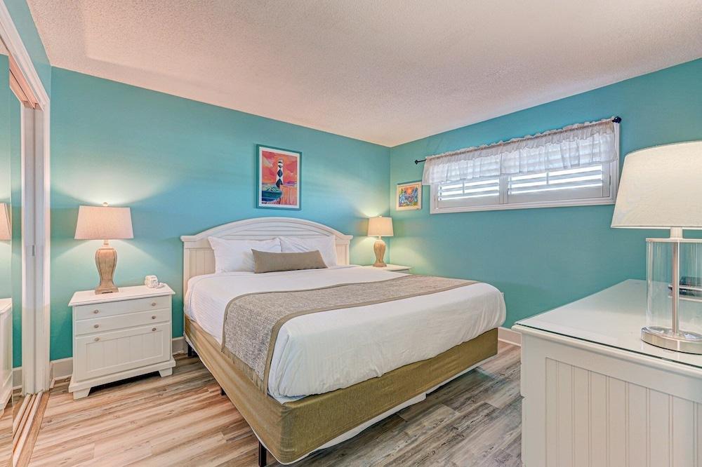 1005 USS Peterhoff 1 Bedroom Condo