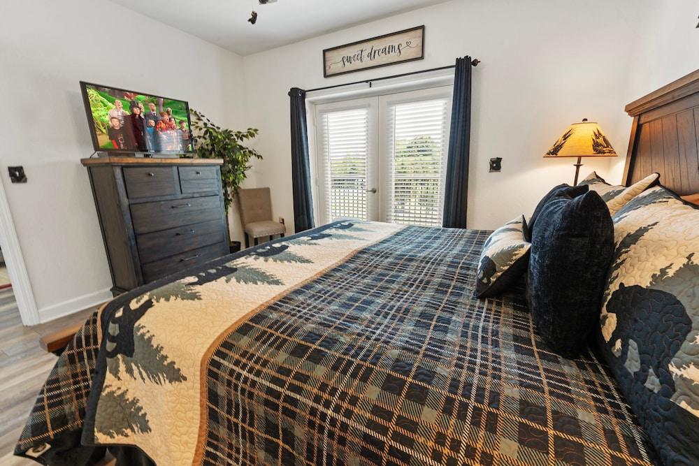 A Beary Good Getaway 2 Bedroom Condo