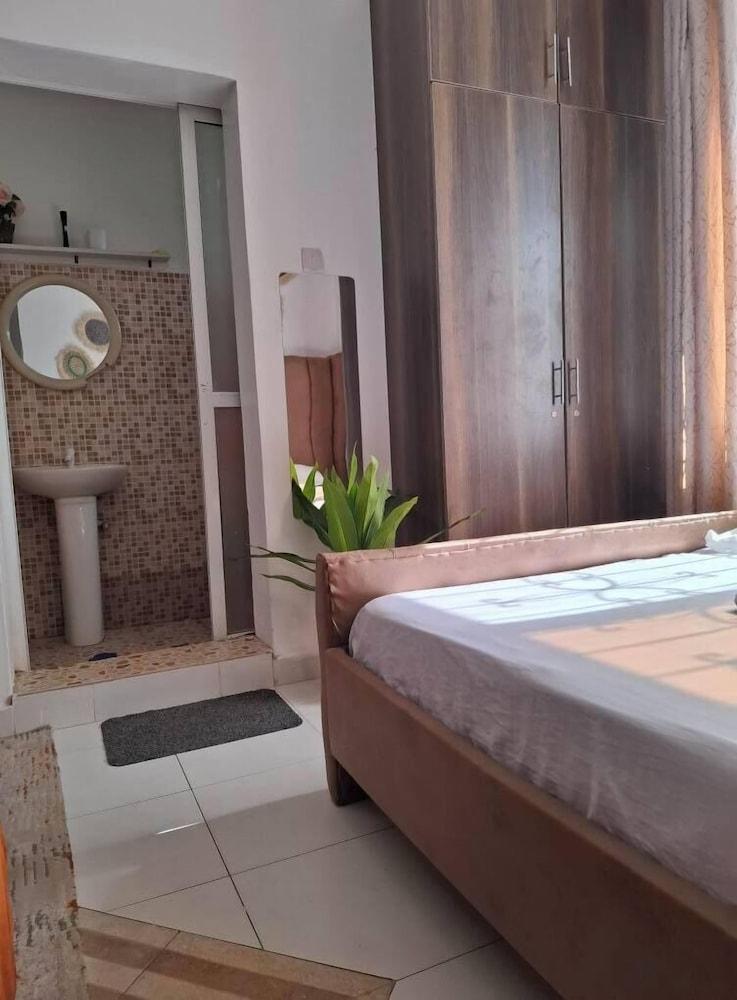 Lux Suites Lexy Homes Bamburi