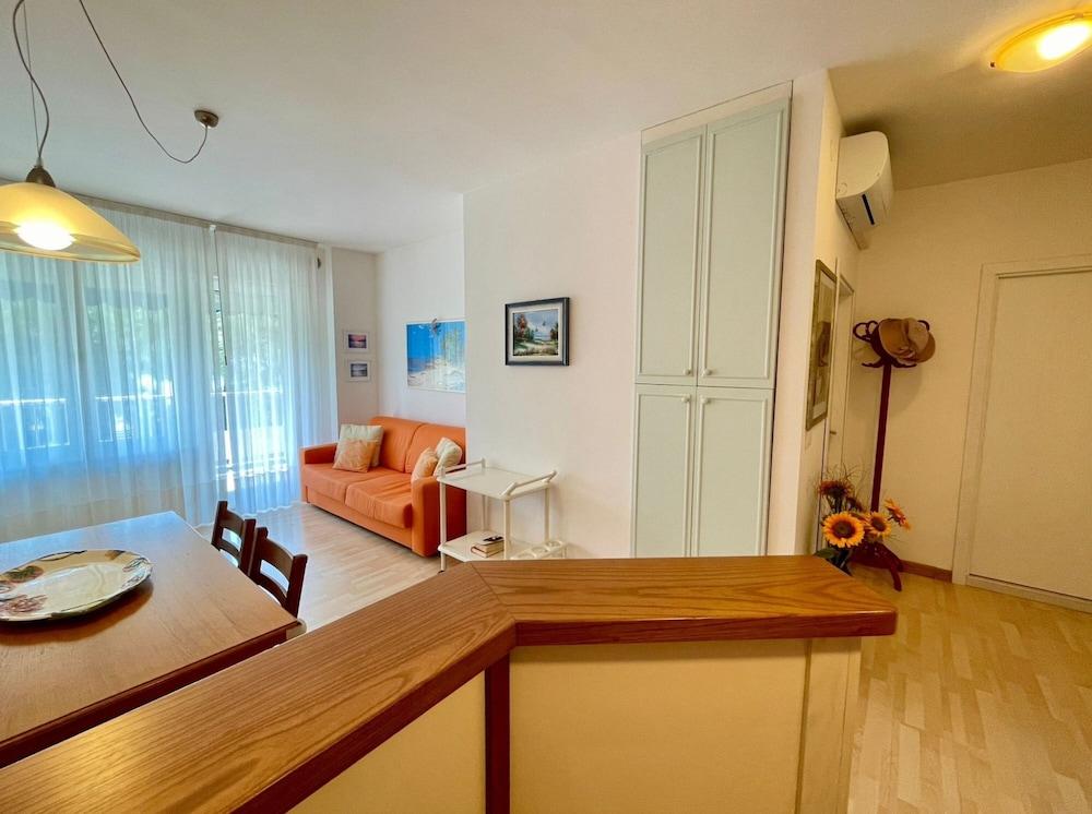 Beachfront Flat With a Stunning Terrace