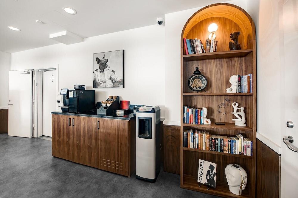 Kepler Club Riga Airport Hotel - Landside Public Area