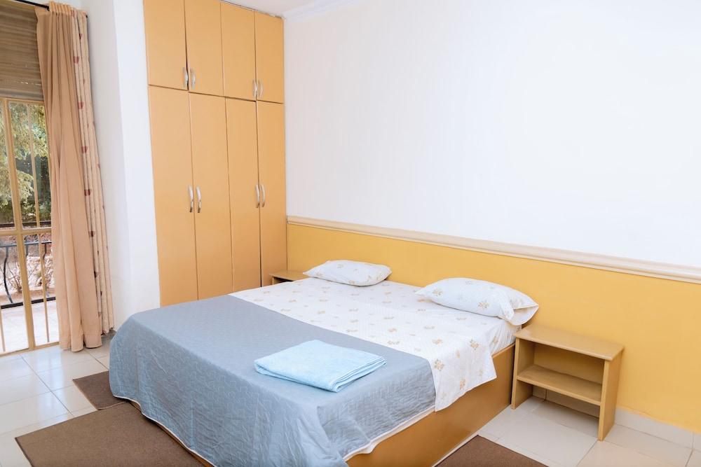 Vista Safaris Apartment