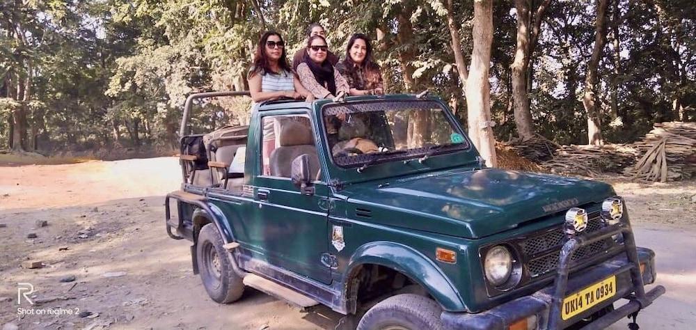 Shoolin Jungle Resort