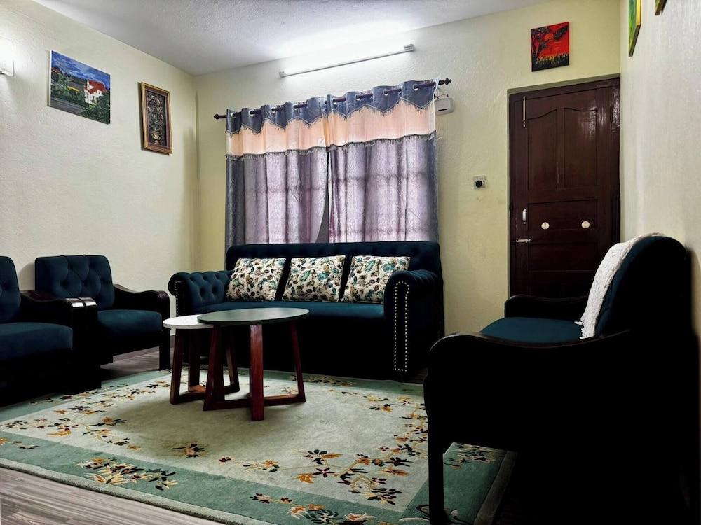 Private Couple Apartment