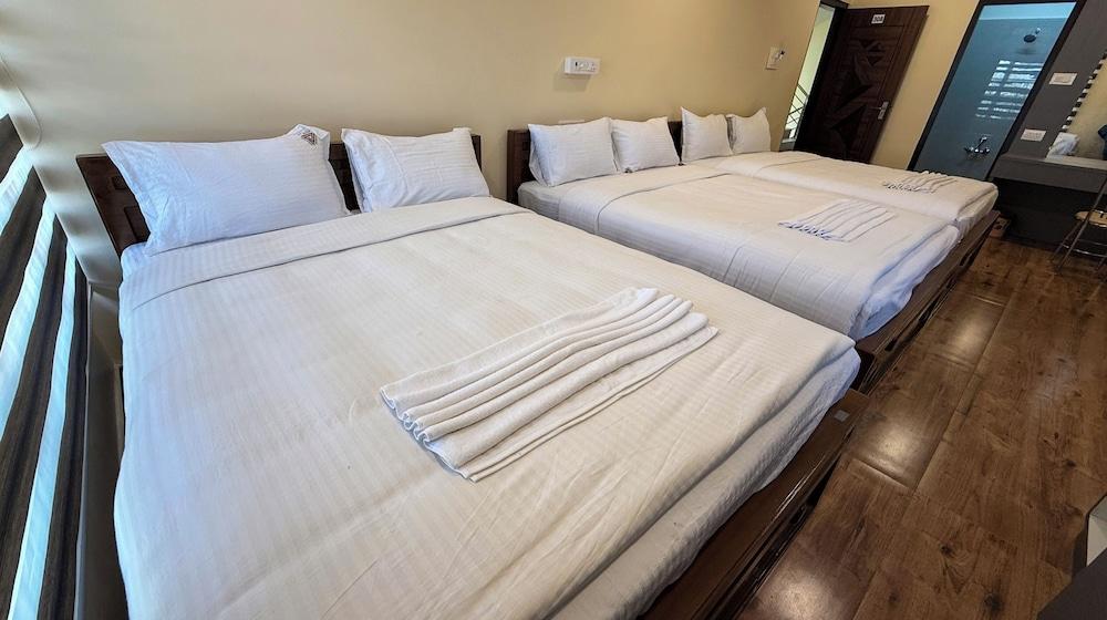 Lakshmi Naraya Grand