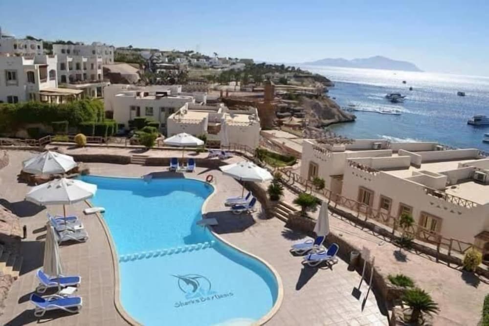 Shark's Bay Oasis Aqua Park Hotel