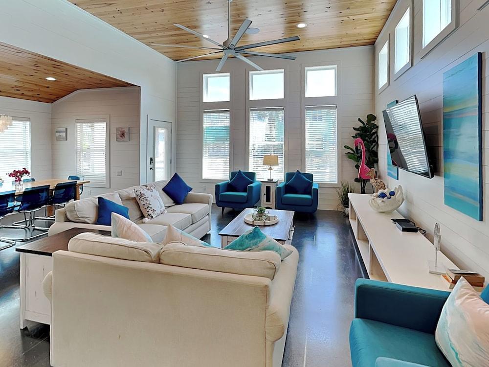 Lightly Salted by Silver Sands Vacation Rentals