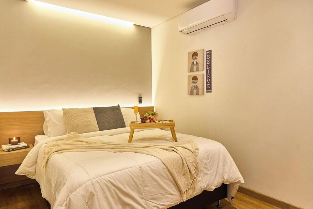 Stadio Serenity Suite Rosa Negra