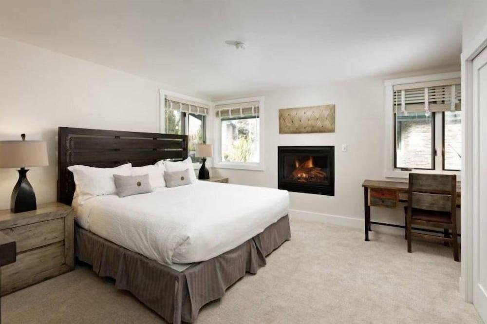 Snowmass_village_3bd_gen_c