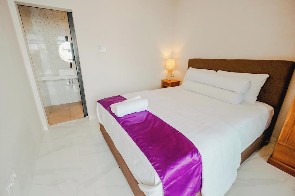 Turtle Shelter Guest House