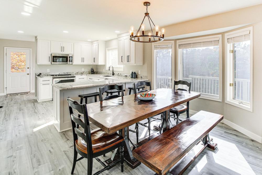 Waterfront Lake Coronado Home w/ Deck & Views