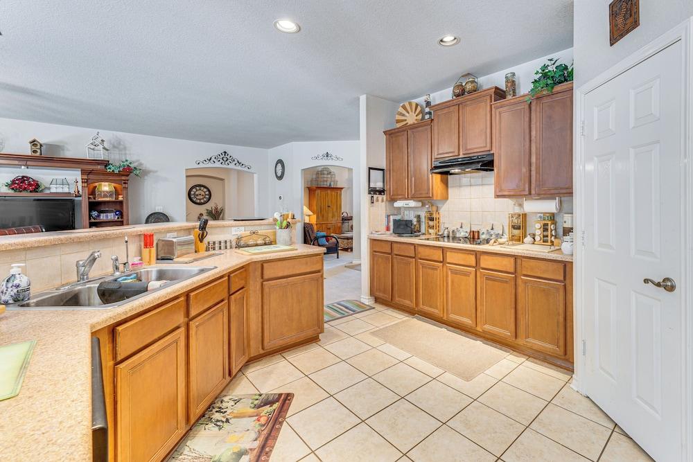 Spacious San Antonio Home w/ Outdoor Oasis!