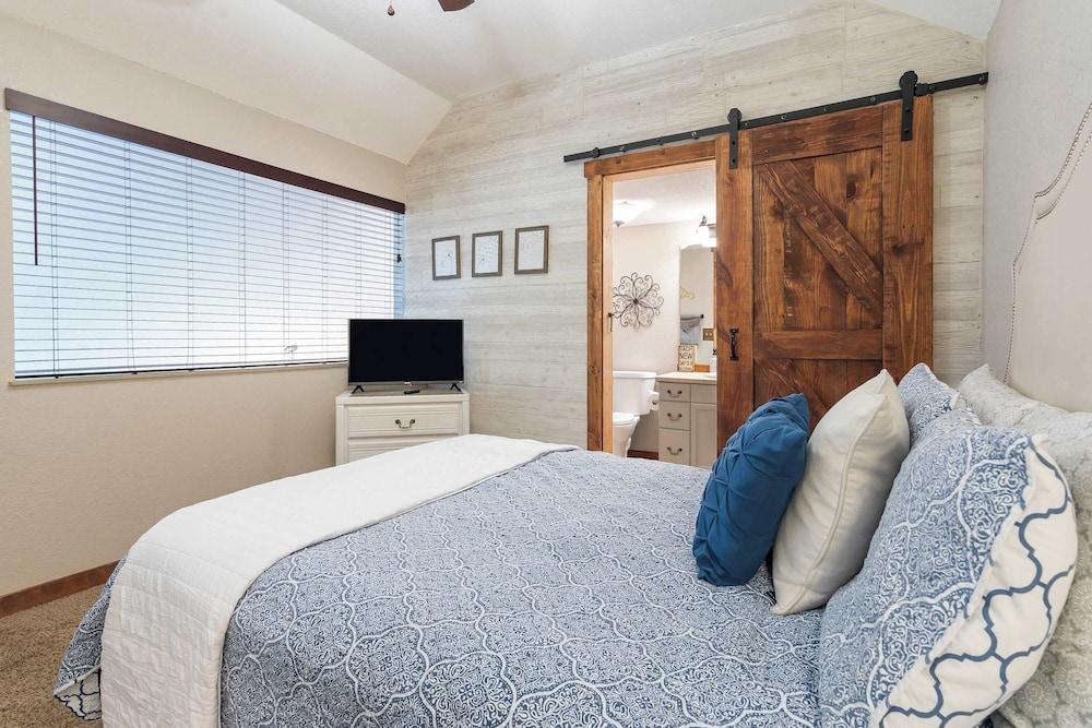 Scenic Spot Vacation Property