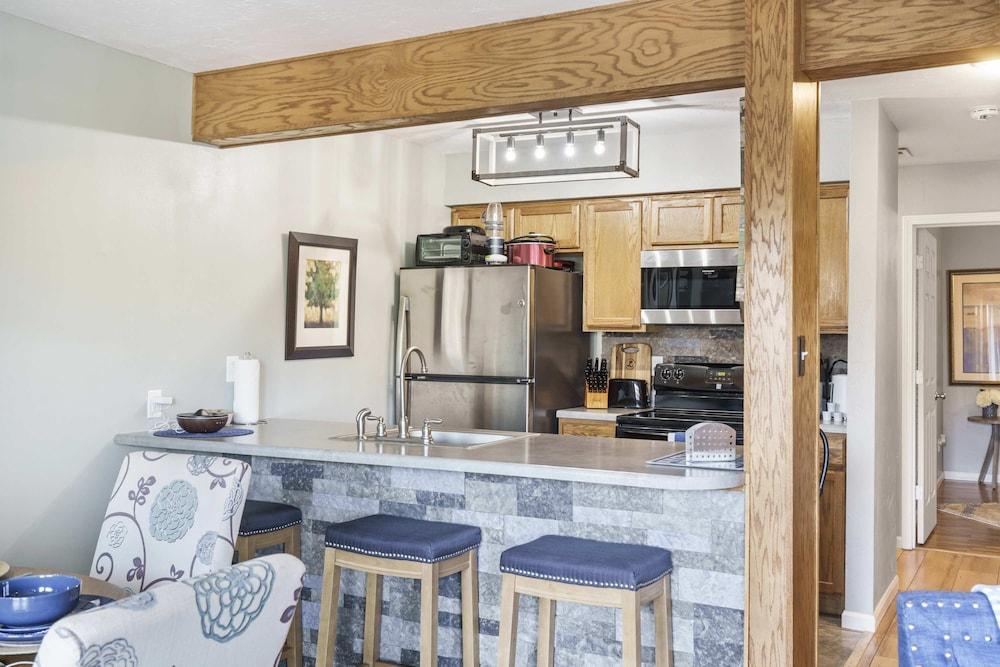 Branson Sunny Daze - Sleeps 4