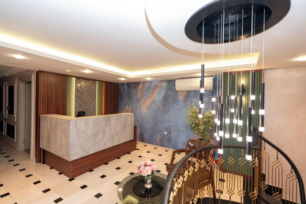 The Mua Luxury Homes