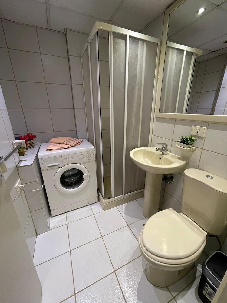 Loft in Siwar-zouk- 2 Minutes From Hotel Le Royal-dbayeh- by car