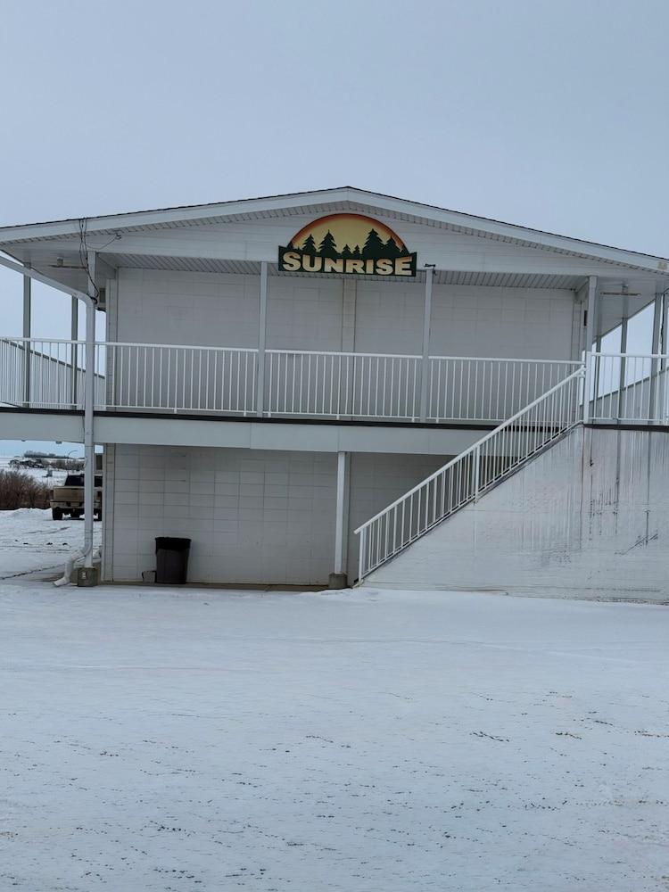 SUNRISE MOTEL