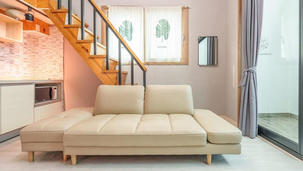 Yeosu Porrr Ocean View Pension