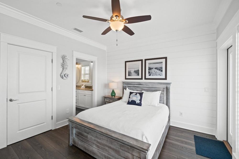 Beach House - Riviera Retreat by PHG