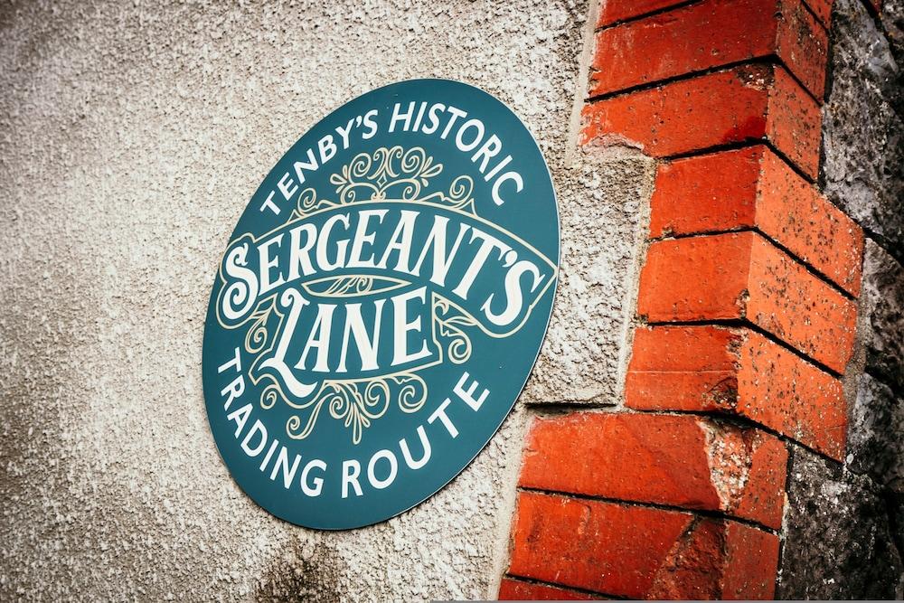 Midnight - Sea Views Town Centre