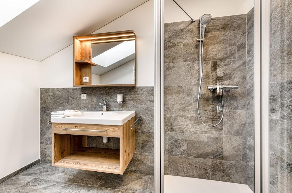 Alpenblick Appartements - 3-zimmer Dachgeschoss