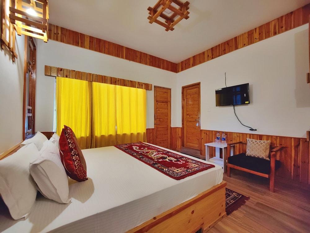 Hotel Basa Palace By GRB