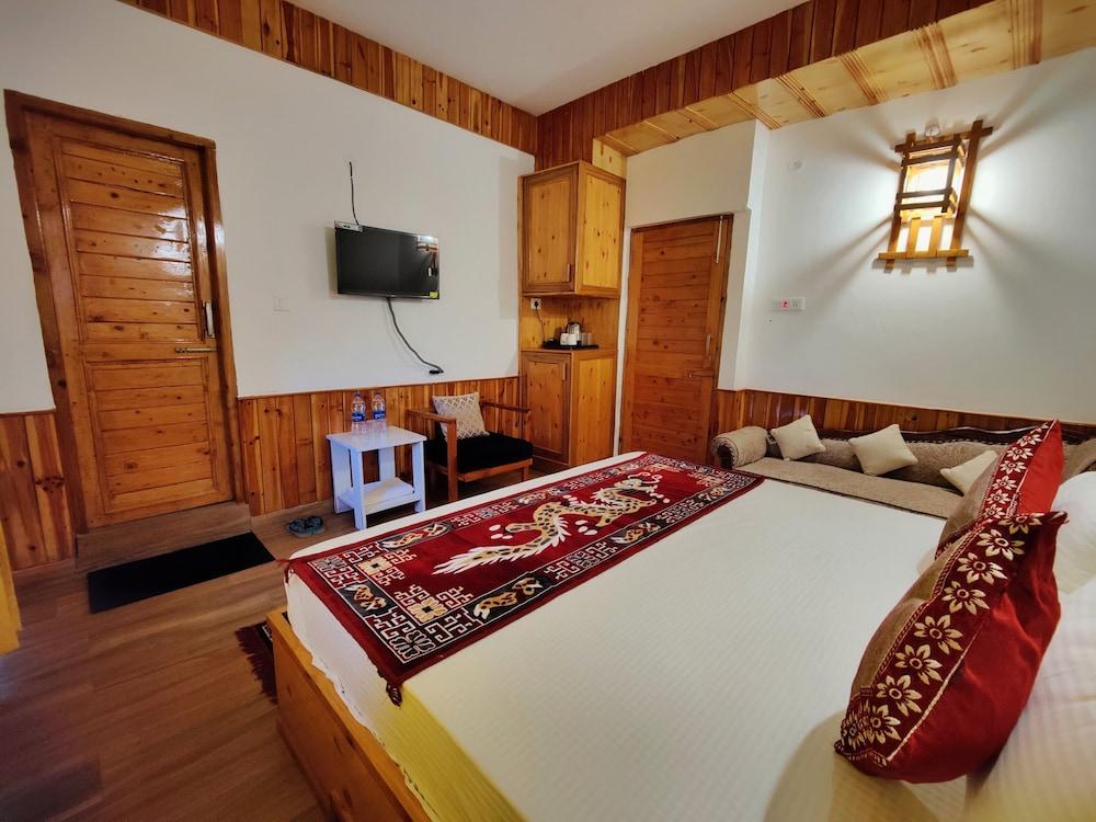 Hotel Basa Palace By GRB