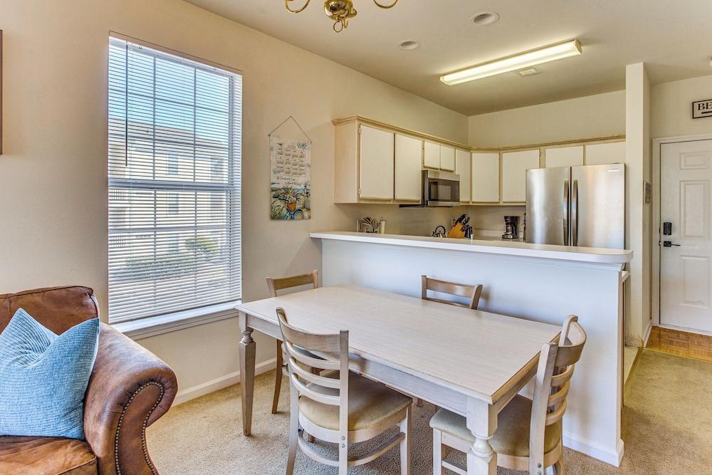 Myrtle Beach Condo: 6 Mi to Ocean!