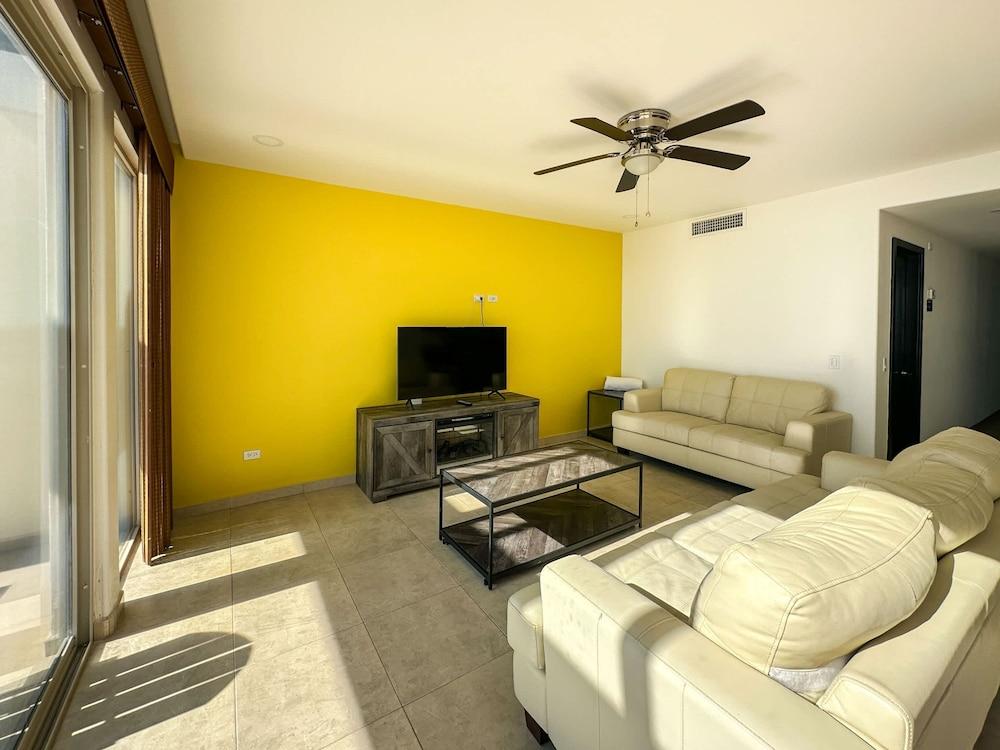 2BR Sunset Escape for Families