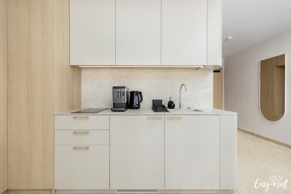 Apartment Lukecin Near Beach and Pool