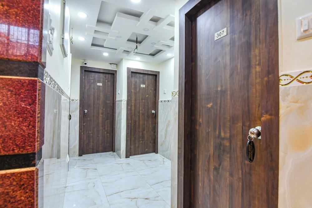 Fabhotel Mn International